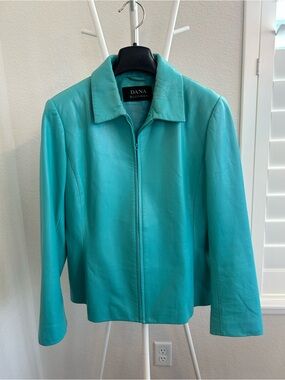 Leather Jacket in Turquoise, Dana Buchman, Vintage, Size 6, Zip Front